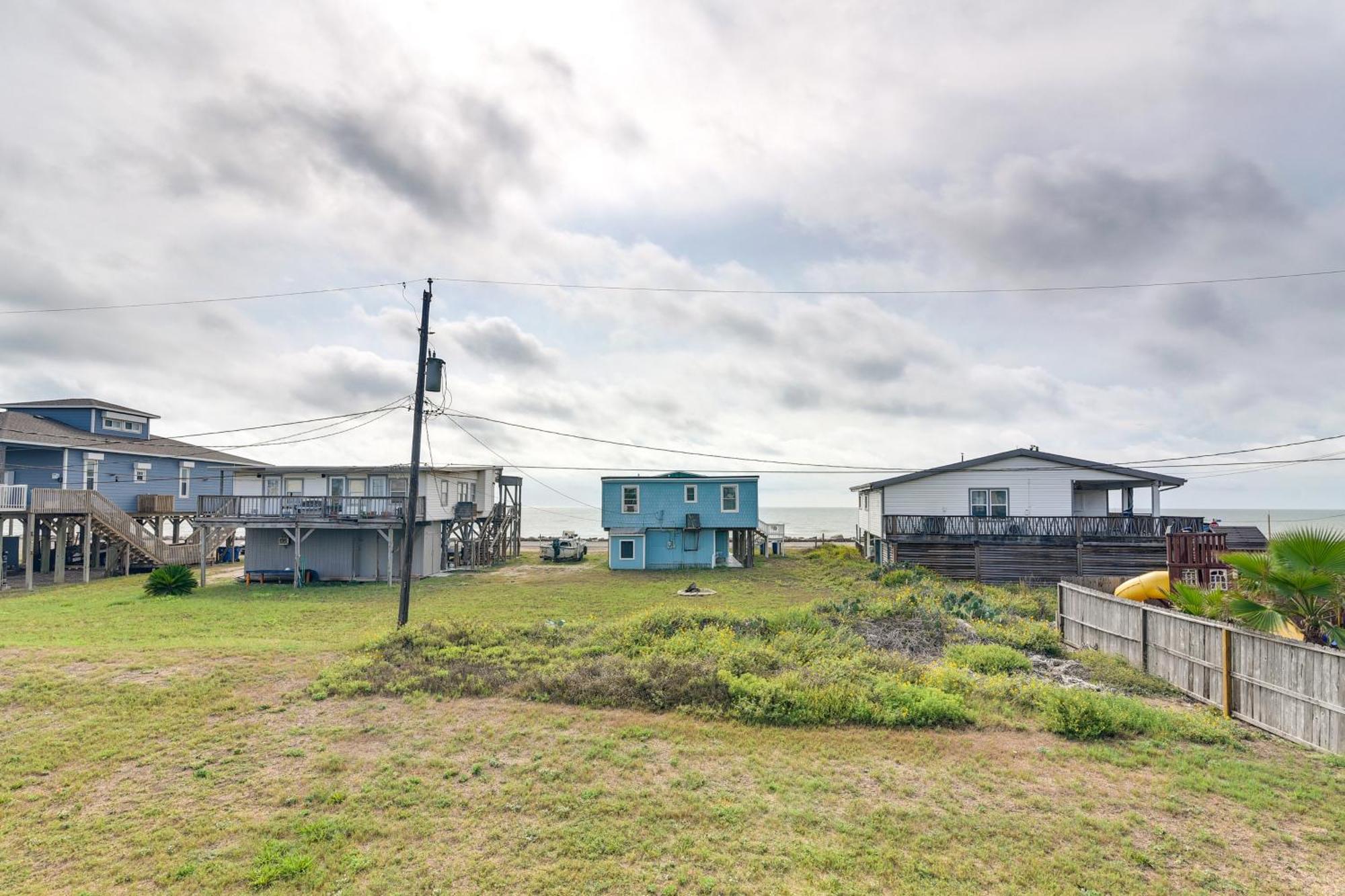 Second-Row Surfside Beach House Newly Renovated! Exteriér fotografie