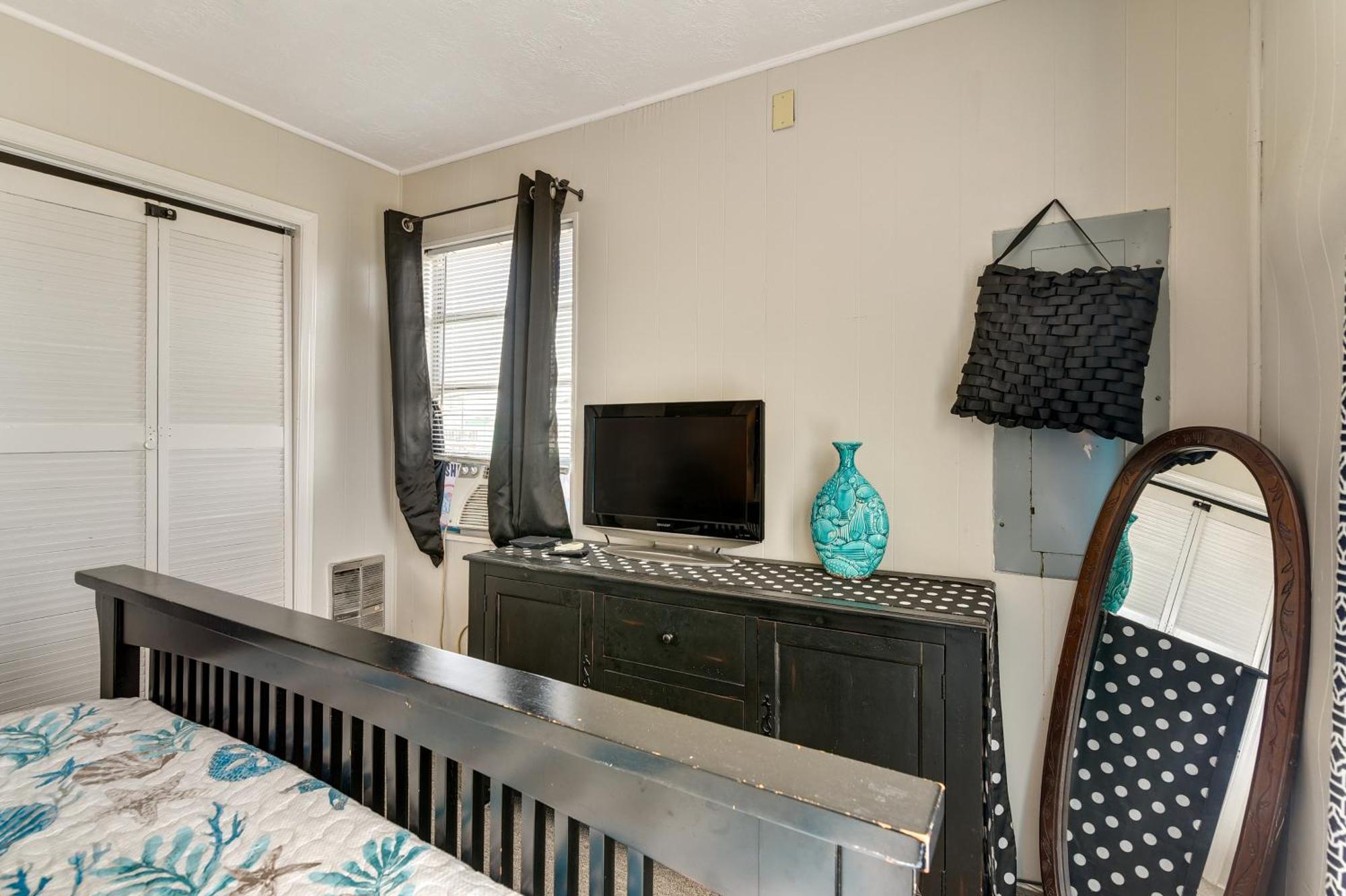 Second-Row Surfside Beach House Newly Renovated! Exteriér fotografie